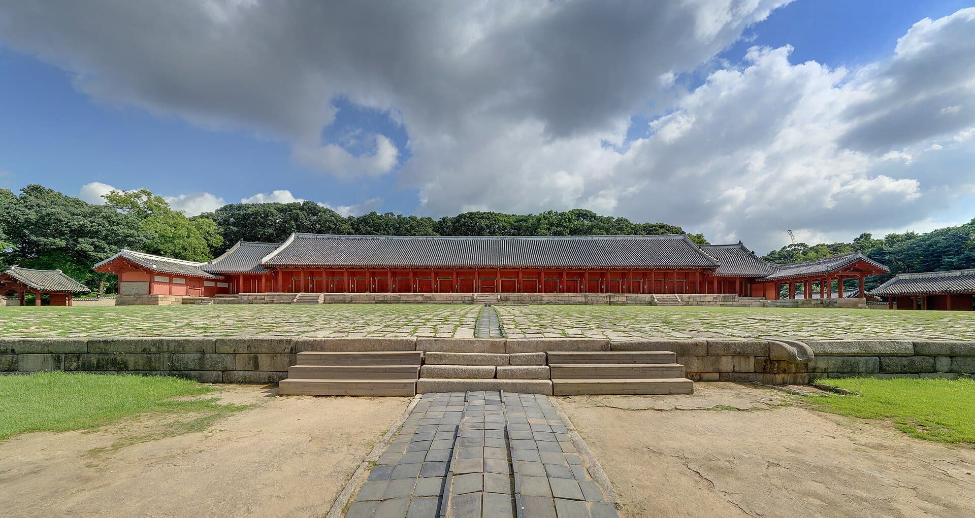 The long main hall, its end out of sight