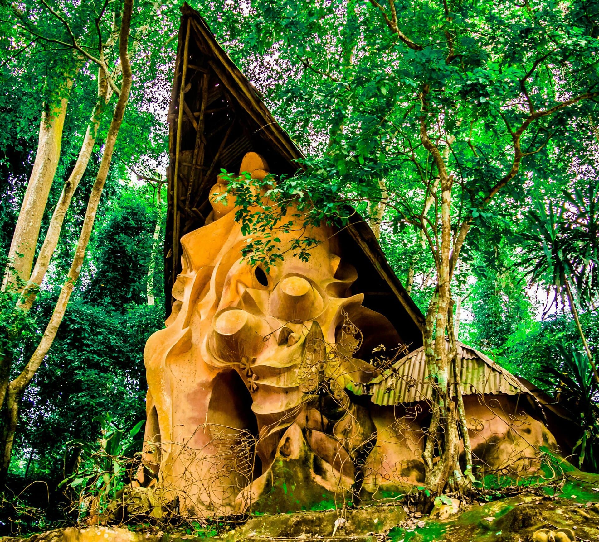 A shrine in the Osun-Osogbo Sacred Grove