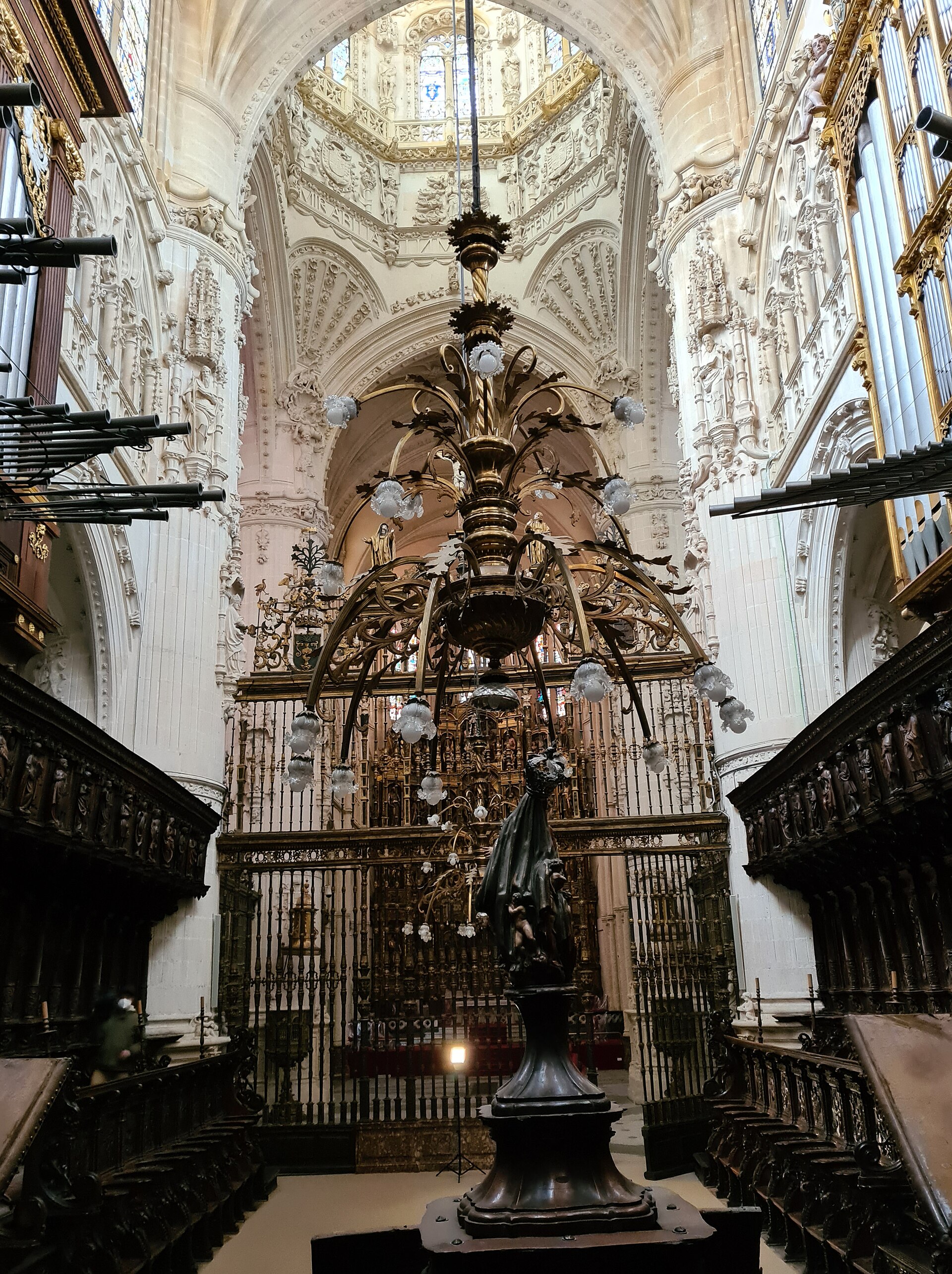 The star-shaped lantern tower and choir inside Burgos Cathedral