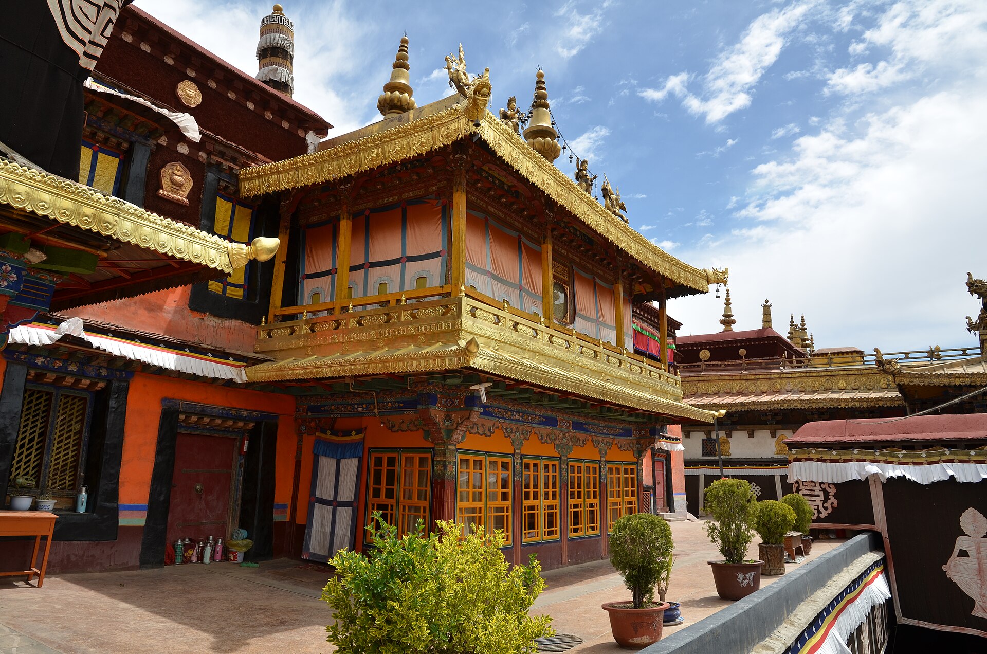 A gold-roofed hall of Jokhang seen from the rooftop terrace