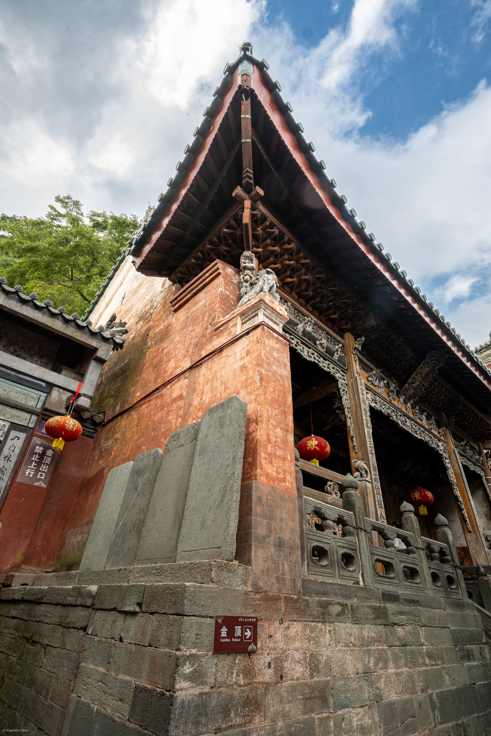 The sacred Taoist mountain adrift in cloud